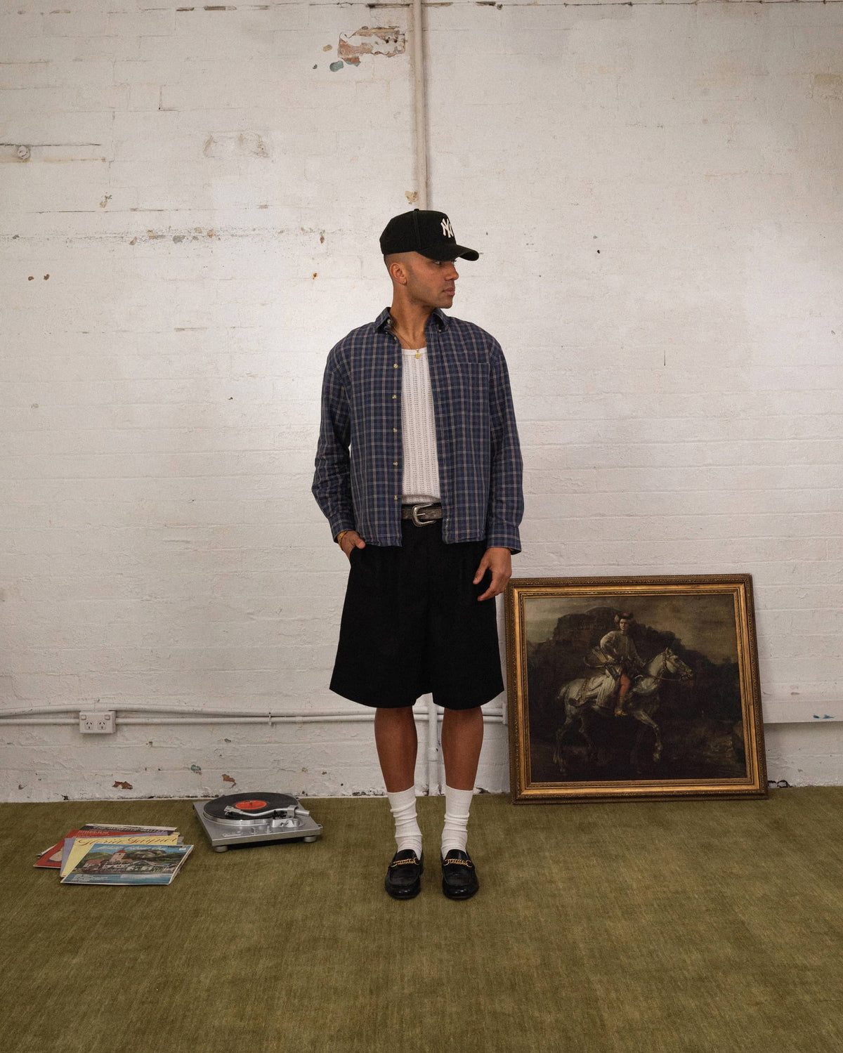 wool pleated shorts